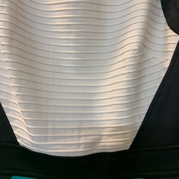 Dress London Times size 4 - Picture 3 of 5